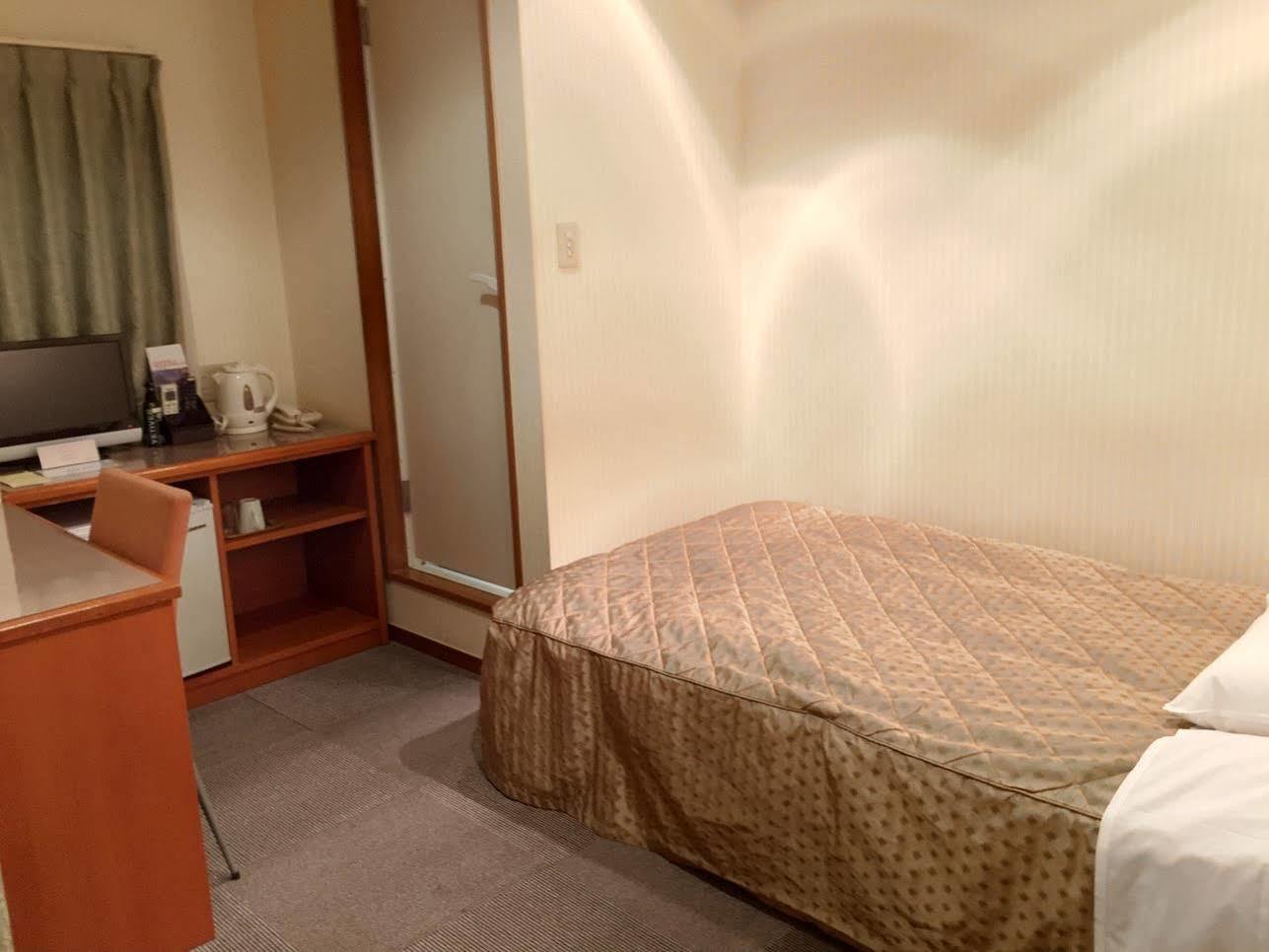 Outlet Hotel Uenoekimae Tokio Zewnętrze zdjęcie